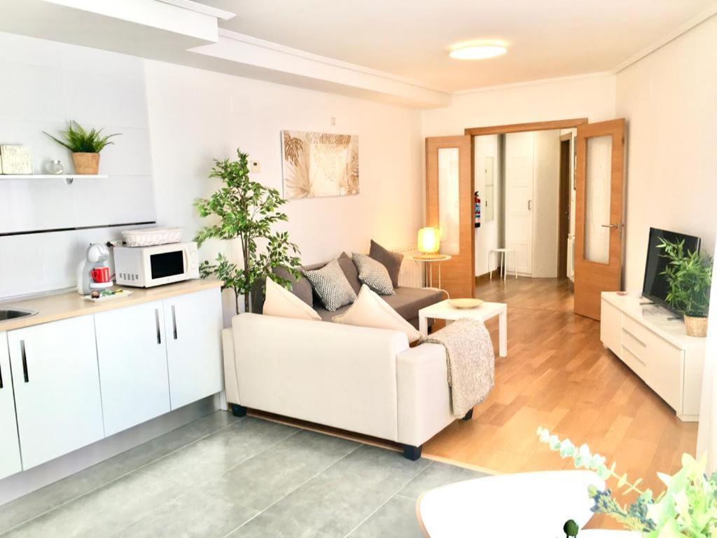 דירות קסטרו אורדיאלס Apartamento 1 Centrico Garaje Wi-Fi Para Trabajar מראה חיצוני תמונה