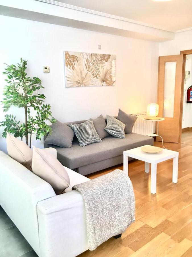 דירות קסטרו אורדיאלס Apartamento 1 Centrico Garaje Wi-Fi Para Trabajar מראה חיצוני תמונה
