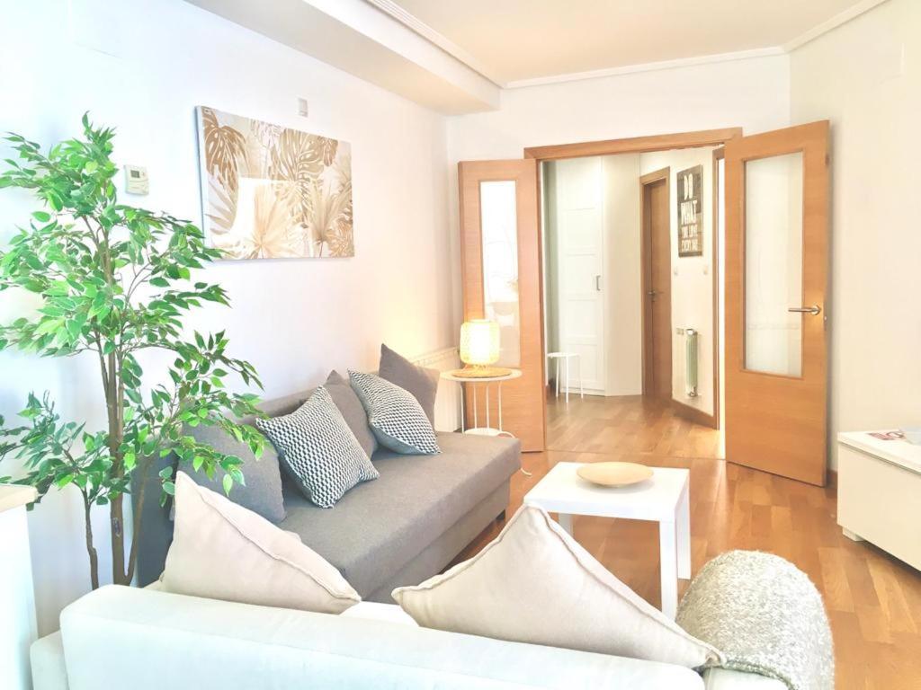 דירות קסטרו אורדיאלס Apartamento 1 Centrico Garaje Wi-Fi Para Trabajar מראה חיצוני תמונה